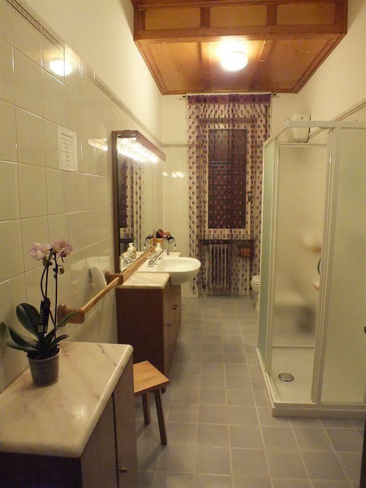 לינה וארוחת בוקר פיזה Harmony House Prestige מראה חיצוני תמונה